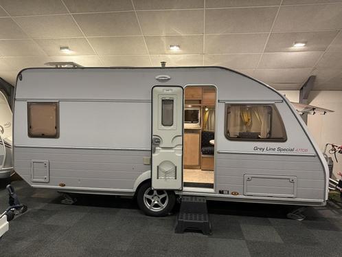 KIP GREY LINE 47TDB FRANSBED MOVER TENT AUTOMATISCH POTEN, Caravans en Kamperen, Caravans, Bedrijf, tot en met 4, 1250 - 1500 kg