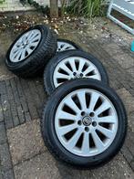 Volvo Velgen met Winterbanden 205/55 R16, Auto-onderdelen, Banden en Velgen, Ophalen, Gebruikt, 16 inch, Banden en Velgen