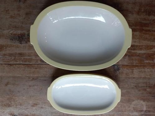 Regout pastel geel broodschaal plus 2x kleine schaal ovaal, Antiek en Kunst, Antiek | Schalen, Ophalen of Verzenden