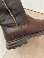 UGG dames laarzen - maat 38, Hoge laarzen, Bruin, Ophalen of Verzenden, Gedragen