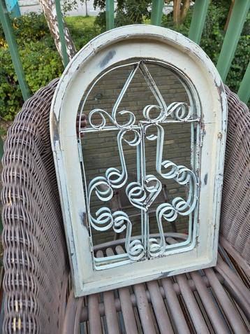 Brocante spiegel, decoratie  beschikbaar voor biedingen