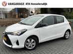 Toyota Yaris 1.5 Hybrid Now | automaat | airco | stoelverwar, Gebruikt, Euro 6, 4 cilinders, Wit