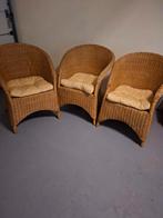 3 rotan stoelen, Huis en Inrichting, Stoelen, Ophalen of Verzenden, Gebruikt, Bruin