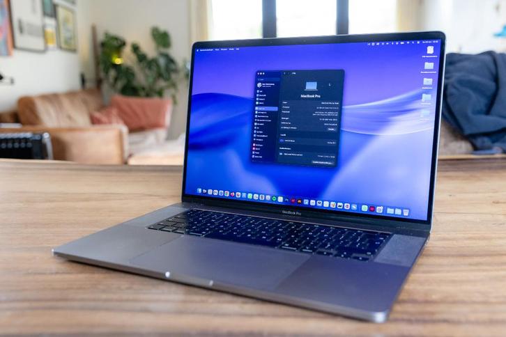 MacBook Pro | 16" | 2,4 GHz 8-Core i9 | 32 GB ram | 1TB HD, Computers en Software, Apple Macbooks, Gebruikt, MacBook Pro, 16 inch