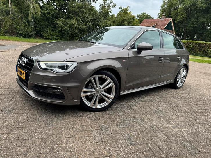 AUDI A3 1.2 Tfsi 81KW Sportback Sport Edition 2015 3X S-LINE, Auto's, Audi, Bedrijf, A3, ABS, Adaptieve lichten, Airbags, Airconditioning