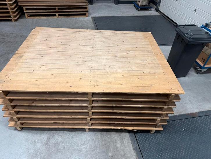 Houten pallets  vlonders 205cm x 150 cm, Zakelijke goederen, Kantoor en Winkelinrichting | Magazijn, Stelling en Opslag, Ophalen