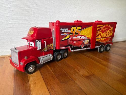 Cars Mack racebaan vrachtwagen, Kinderen en Baby's, Speelgoed | Speelgoedvoertuigen, Gebruikt, Ophalen of Verzenden