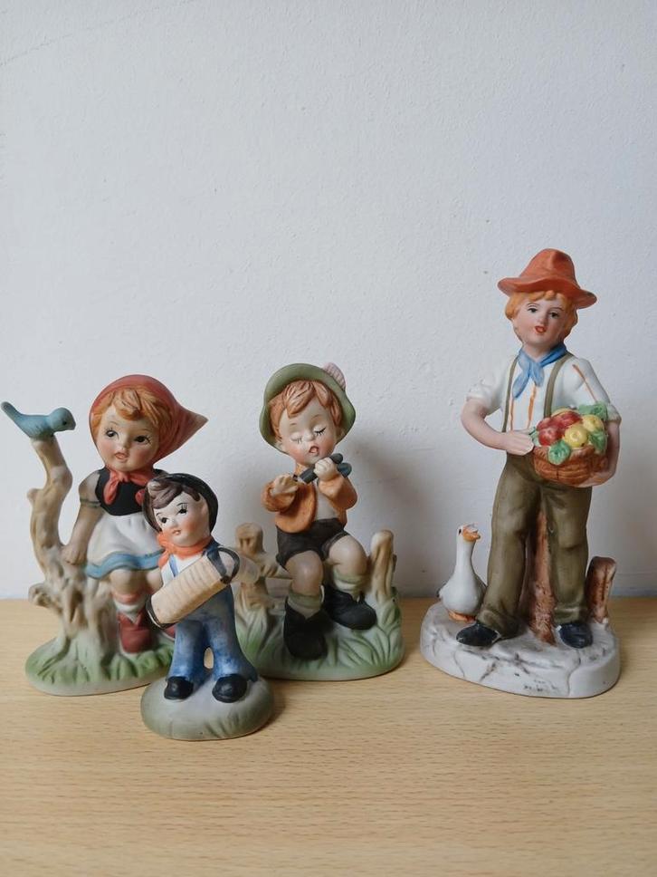 Set van 4 Vintage Miniatuur Figuurtjes, Verzamelen, Beelden en Beeldjes, Gebruikt, Overige typen, Ophalen of Verzenden