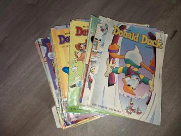 33 Donald Duck stripboeken uit 2007 beschikbaar voor biedingen