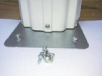 schroeven / schroef bovenrand en staanders per stuk bestelle beschikbaar voor biedingen