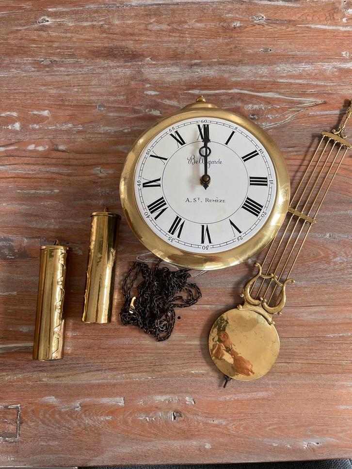 Bellegarde Wandklok - A. St. Remeze Uurwerk, Antiek en Kunst, Antiek | Klokken, Ophalen of Verzenden