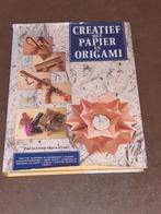 Creatief met papier en origami / groot dik boek, Boeken, Hobby en Vrije tijd, Ophalen of Verzenden, Gelezen