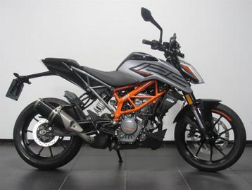 KTM 125 DUKE ABS (bj 2023) beschikbaar voor biedingen