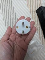 Reisstekker Adapter - Nieuw!, Ophalen of Verzenden, Nieuw, Minder dan 2 meter, Overige kabels