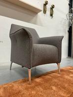 Nieuw Leolux Mayuro Fauteuil loft stof Design stoel, Huis en Inrichting, Leolux, Nieuw, Ophalen of Verzenden, Stof