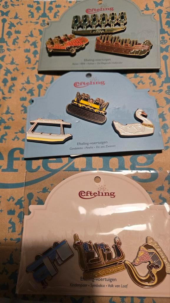 Efteling Voertuigen Pins - 3 Kaartjes, Verzamelen, Efteling, Nieuw, Button of Speldje, Ophalen of Verzenden