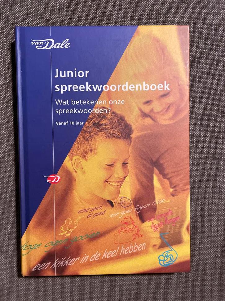 Junior Spreekwoordenboek - Van Dale, Boeken, Woordenboeken, Zo goed als nieuw, Nederlands, Van Dale, Ophalen of Verzenden