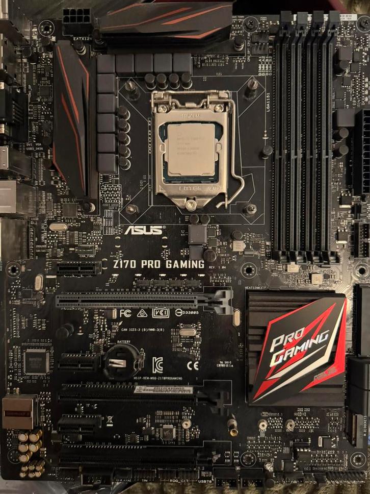Intel Core i7-7700K + ASUS Z170 Pro Gaming moederbord – set, Computers en Software, Moederborden, Zo goed als nieuw, DDR4, Ophalen of Verzenden