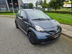 Toyota Aygo 1.0-12V nieuwe apk, Voorwielaandrijving, Gebruikt, 4 stoelen, Origineel Nederlands