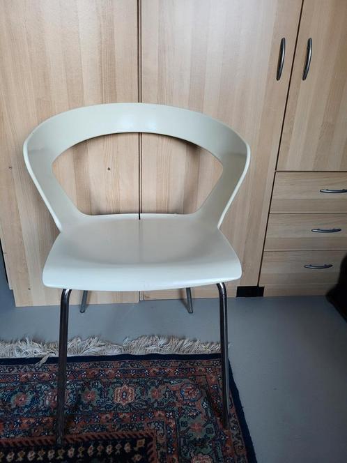 Witte Design Stoel - Modern metalmobil Ibis, Huis en Inrichting, Stoelen, Gebruikt, Eén, Kunststof, Metaal, Wit, Ophalen