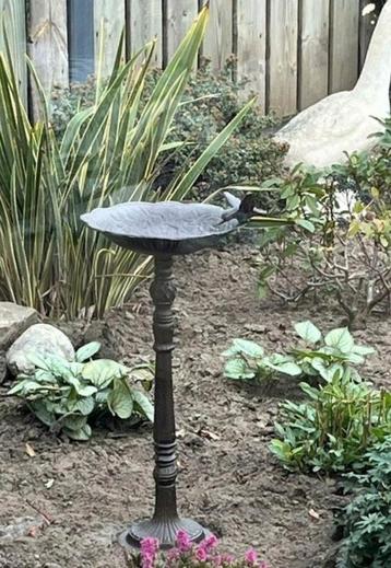 Staand Vogelbad Vogel Voederschaal Gietijzer Nieuw  beschikbaar voor biedingen