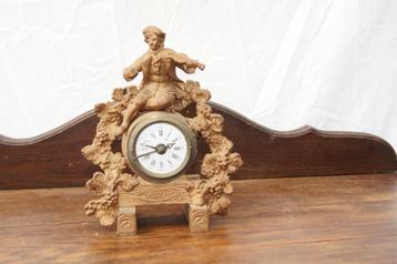 klokje met wekker ( Antiek beschikbaar voor biedingen