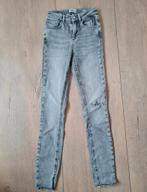 Skinny jeans, Gedragen, Grijs, Ophalen of Verzenden, W27 (confectie 34) of kleiner