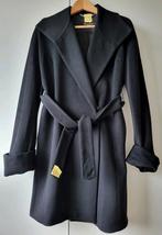 Zwarte Massimo Dutti jas in maat 38 in topstaat, Kleding | Dames, Jassen | Winter, Maat 38/40 (M), Zwart, Ophalen of Verzenden