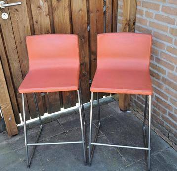 Twee barkrukken IKEA  beschikbaar voor biedingen