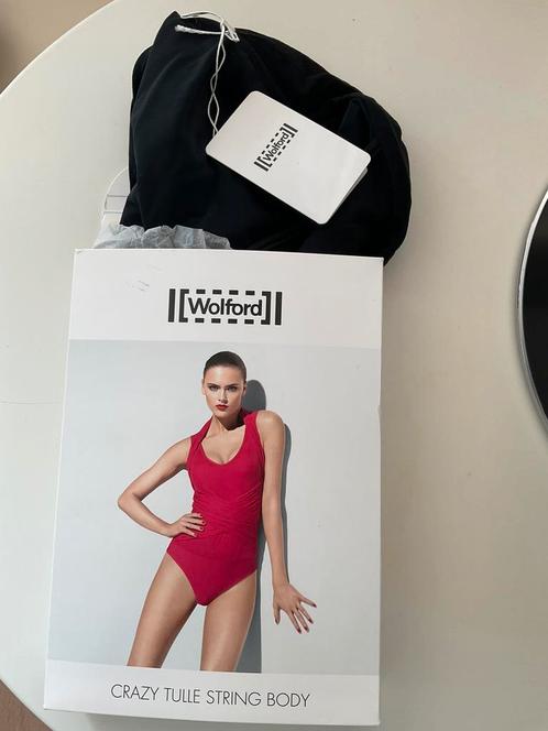 Wolford body zwart maat large met tule aan hals en bodyLARGE, Kleding | Dames, Gelegenheidskleding, Nieuw, Overige typen, Maat 42/44 (L)