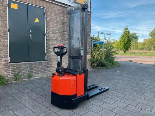 Toyota BT SWE120L (bj 2006), Zakelijke goederen, Machines en Bouw | Heftrucks en Intern transport, Stapelaar, Overige aandrijving