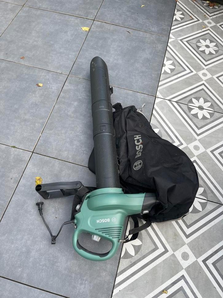 Bosch Bladblazer/Zuiger - Zo Goed Als Nieuw!, Tuin en Terras, Bladblazers, Zo goed als nieuw, Handgedragen, Elektrisch, Met opvangzak