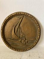 Bronzen medaillon met galei en roeiers, Antiek en Kunst, Ophalen of Verzenden, Brons