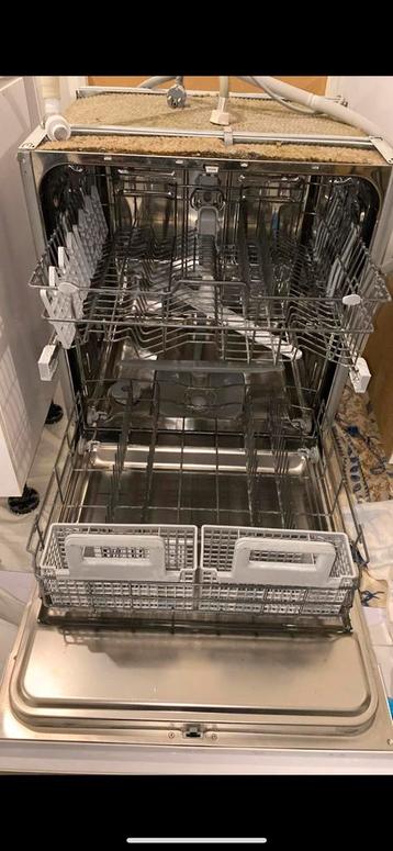 Vaatwasser ignis (4 programma’s) beschikbaar voor biedingen