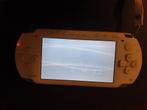 Witte PSP met oplader - Goed werkend!, Spelcomputers en Games, Spelcomputers | Sony PSP, Ophalen