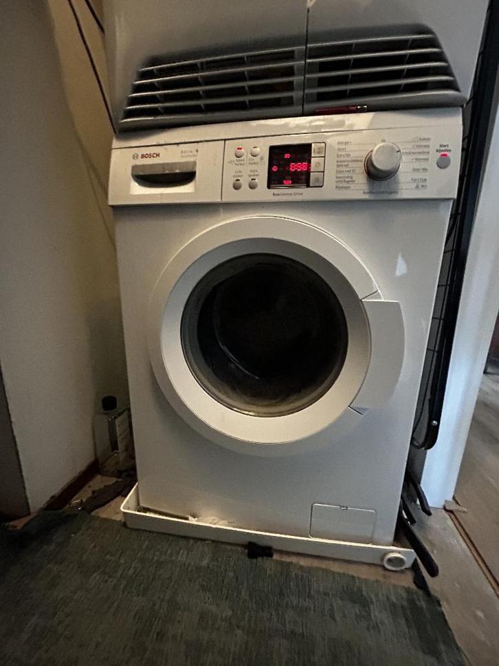 Bosch Wasmachine, Witgoed en Apparatuur, Wasmachines, Gebruikt, Voorlader, 6 tot 8 kg, 85 tot 90 cm, 1200 tot 1600 toeren, Energieklasse A of zuiniger