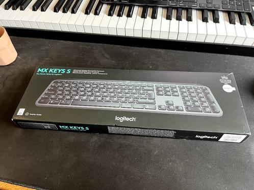 Logitech MX Keys S, Computers en Software, Toetsenborden, Zo goed als nieuw, Qwerty, Draadloos, Ergonomisch, Multimediatoetsen