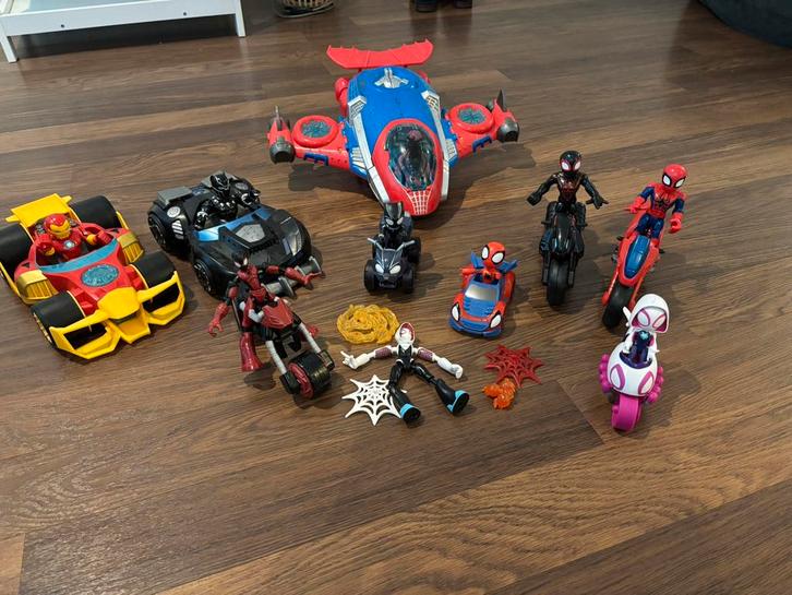 Marvel speelset, Kinderen en Baby's, Speelgoed | Actiefiguren, Zo goed als nieuw, Ophalen