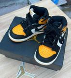 JORDAN nike sportschoenen maat 22, Kinderen en Baby's, Kinderkleding | Schoenen en Sokken, Jongen of Meisje, Schoenen, Ophalen of Verzenden