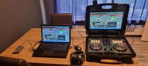 dj controler gemini met koffer en beeldscherm evt.met laptop, Muziek en Instrumenten, Dj-sets en Draaitafels, Zo goed als nieuw