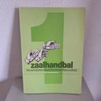 ZAALHANDBAL Deel 1 - Vick, Busch, Fischer & Koch, Ophalen of Verzenden, Zo goed als nieuw, Balsport
