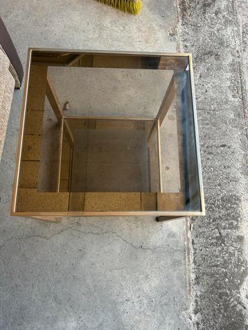 Tafel beschikbaar voor biedingen
