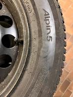 Winterbanden Michelin Alpin 5 met stalen velgen en bandenrek, Ophalen, Zo goed als nieuw