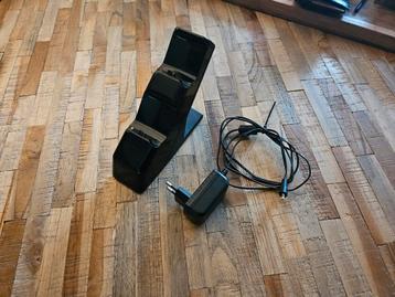 PS4 Docking Station / Oplader beschikbaar voor biedingen