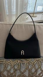 Furla Schoudertas, Sieraden, Tassen en Uiterlijk, Tassen | Damestassen, Ophalen of Verzenden, Zo goed als nieuw, Zwart, Schoudertasje