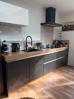 Donkerbruin complete keuken, Huis en Inrichting, Keuken | Complete keukens, Ophalen, Gebruikt, Graniet of Steen