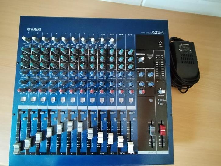 Yamaha mengpaneel, Muziek en Instrumenten, Mengpanelen, Gebruikt, 10 tot 20 kanalen, Microfooningang, Ophalen