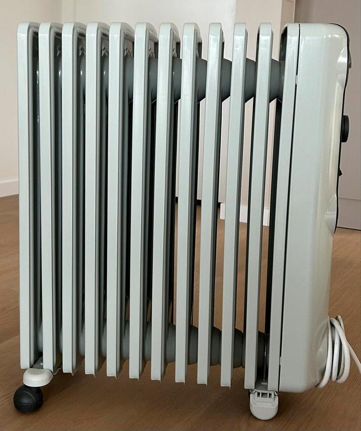 De Longhi Oliegevulde Elektrische Radiator - Perfecte Staat!, Huis en Inrichting, Kachels, Zo goed als nieuw, Vrijstaand, Oliekachel