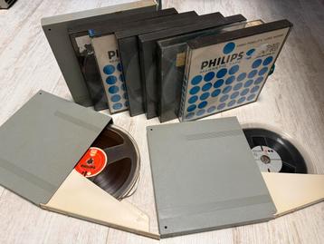 9x Philips banden in opbergbox beschikbaar voor biedingen