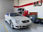 Mercedes Benz SL55 AMG (R230) 1:18 Maisto Playerz Wit MJ, Hobby en Vrije tijd, Modelauto's | 1:18, Ophalen of Verzenden, Zo goed als nieuw
